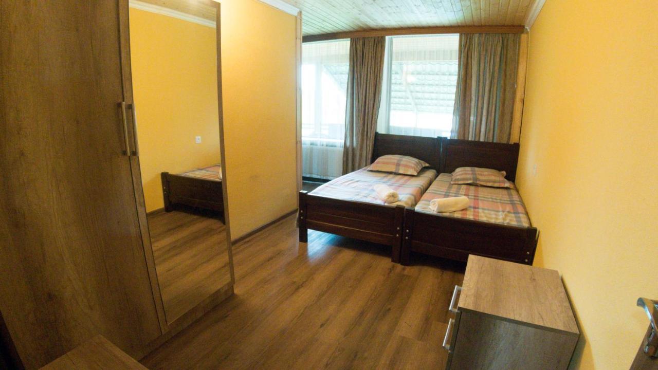 Hotel Eco House In Bakuriani Bagian luar foto