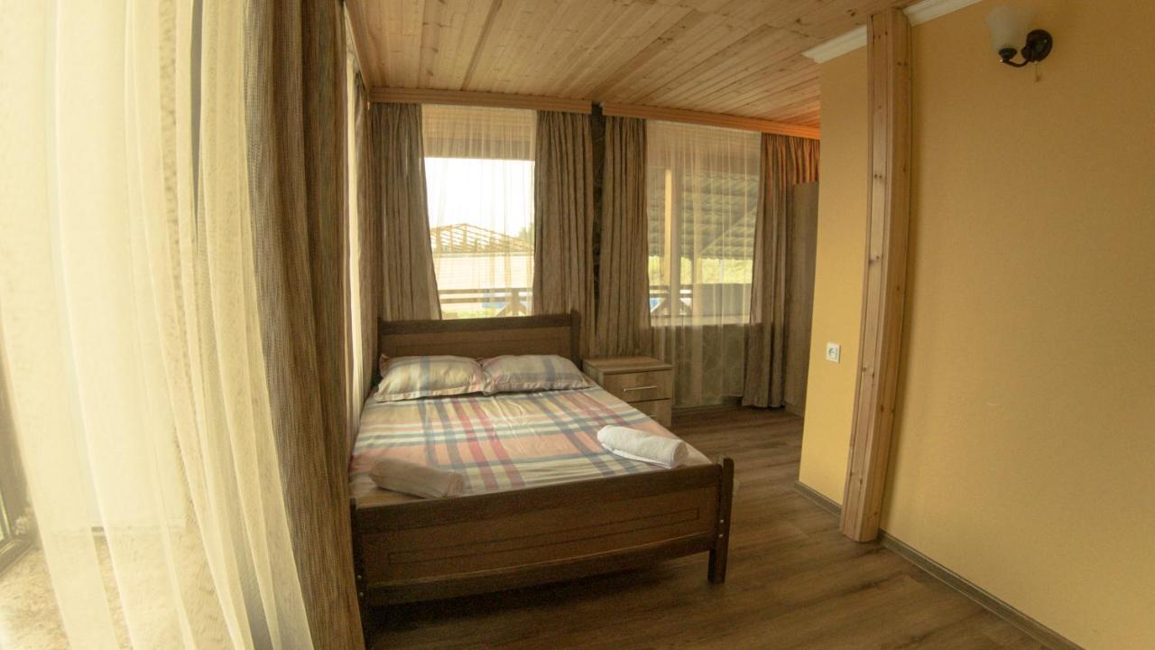 Hotel Eco House In Bakuriani Bagian luar foto