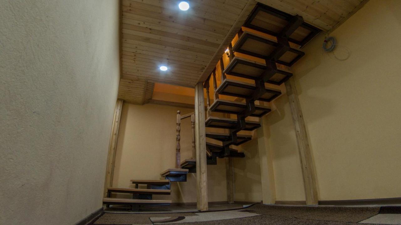 Hotel Eco House In Bakuriani Bagian luar foto